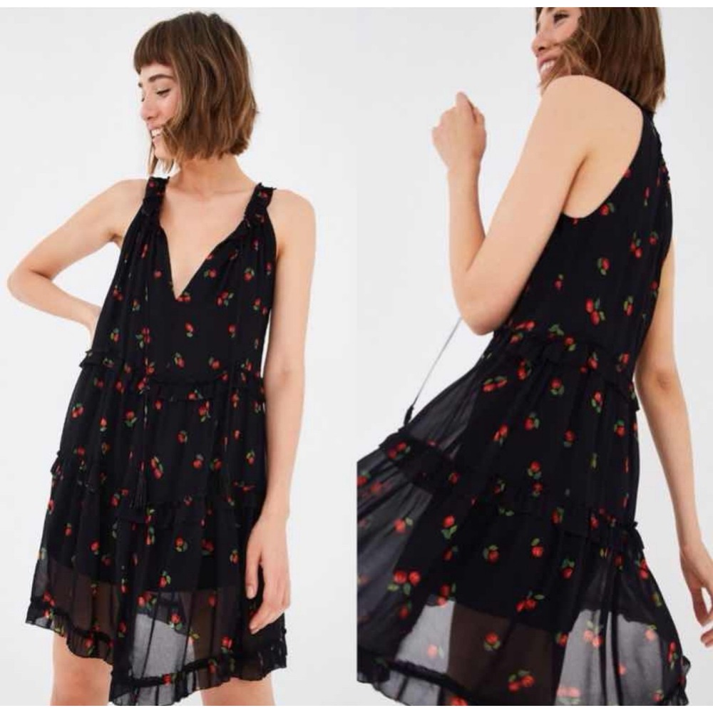 Farm Rio Black Cherry Print Mini Dress Pitanga Sleeveless Tiered Ruffle Boho M
